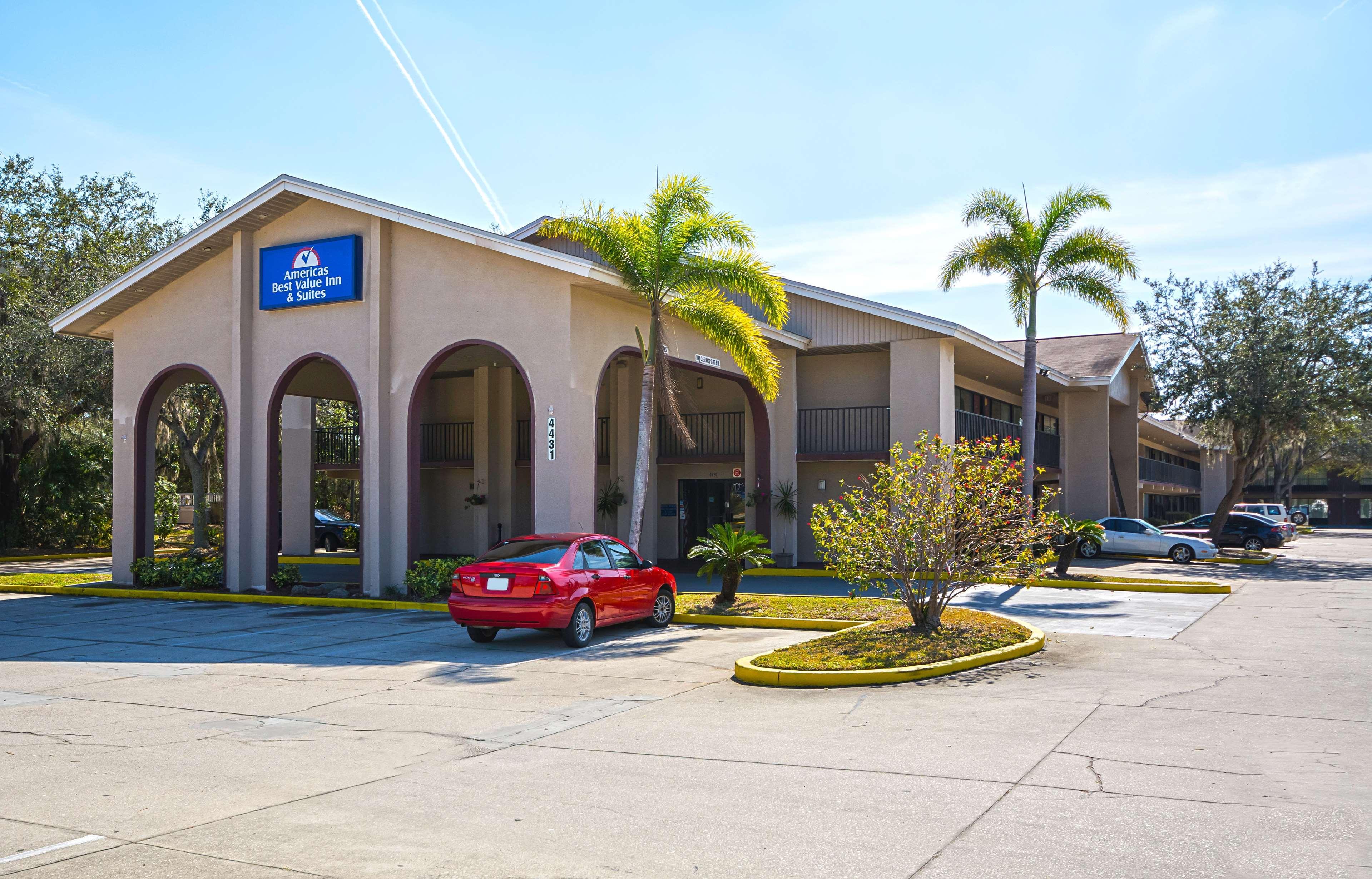 Americas Best Value Inn&Suites Melbourne Exterior foto